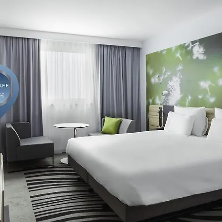 Novotel Paris Charles De Gaulle Airport 4*