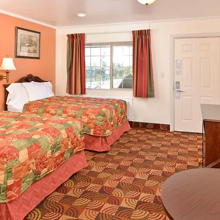 ホテル ノボテル パリ シャルル ド ゴール エアポート 4*