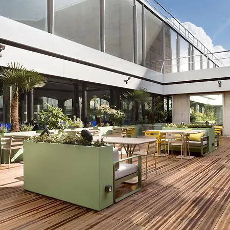 Novotel Paris Charles De Gaulle Airport 4*