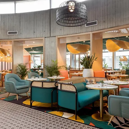 호텔 노보텔 파리 샤를 드골 에어포트 4*