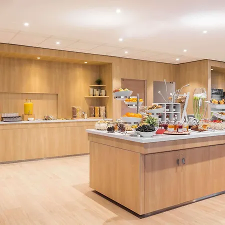 Hotel Novotel Paris Charles De Gaulle Airport Le Mesnil-Amelot