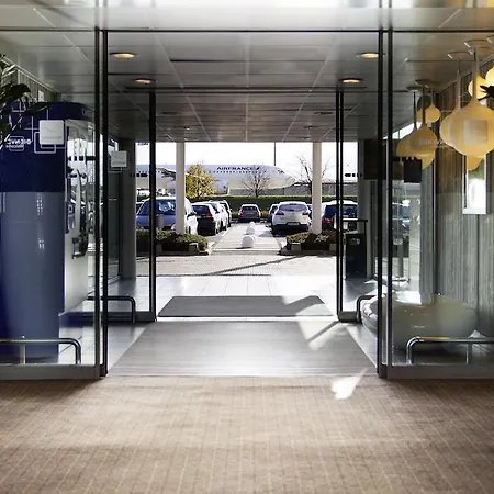 Hotel Novotel Paris Charles De Gaulle Airport 4*