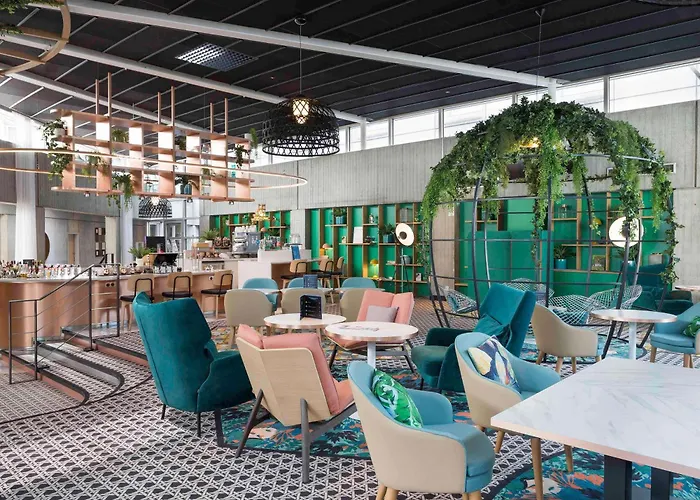 ノボテル パリ シャルル ド ゴール エアポート ホテル 4*