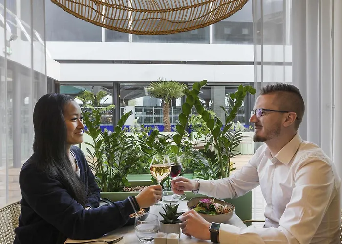 ノボテル パリ シャルル ド ゴール エアポート 4*