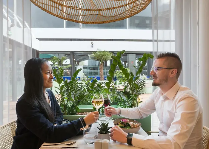 ノボテル パリ シャルル ド ゴール エアポート 4*